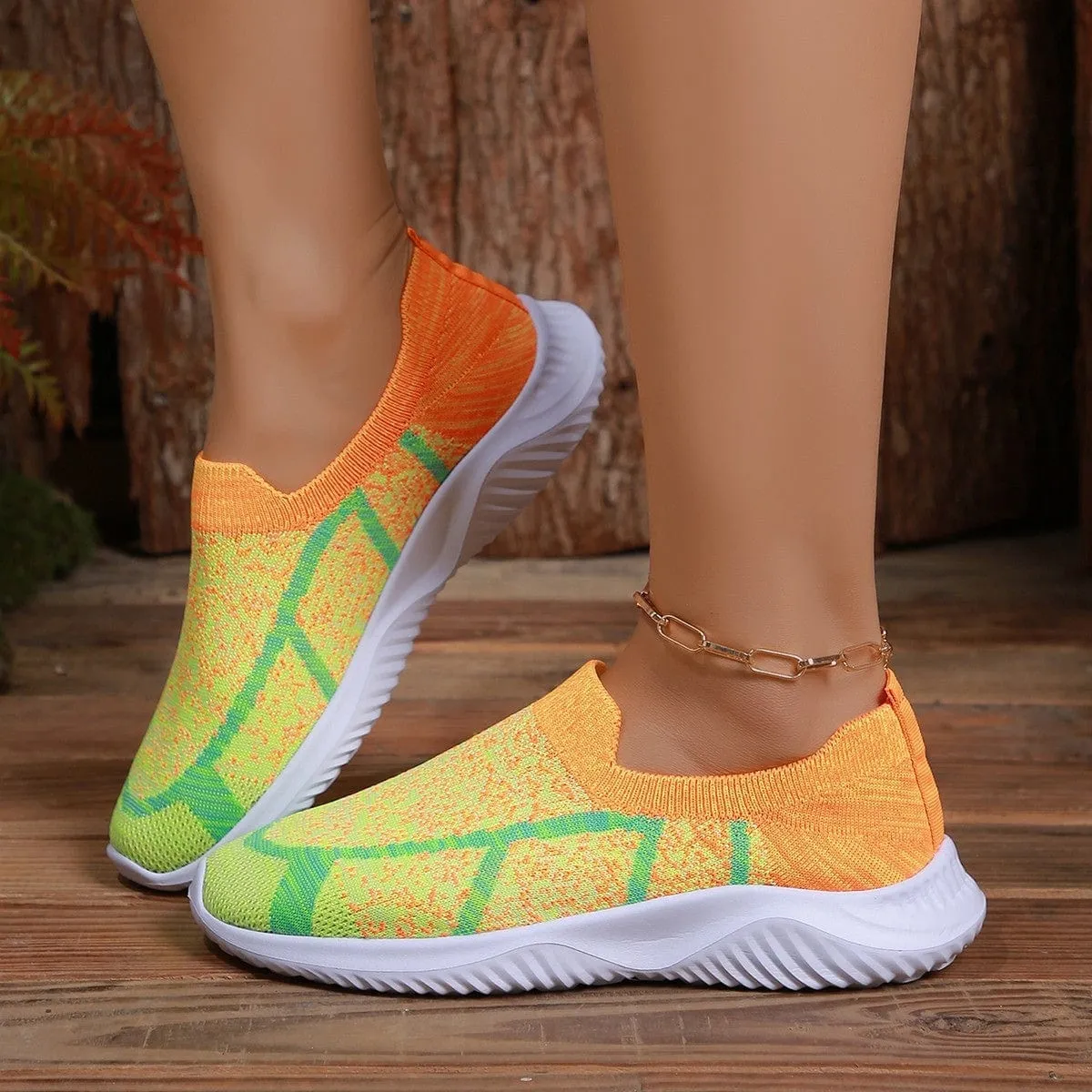 Breathable Mesh Round Toe Sneakers