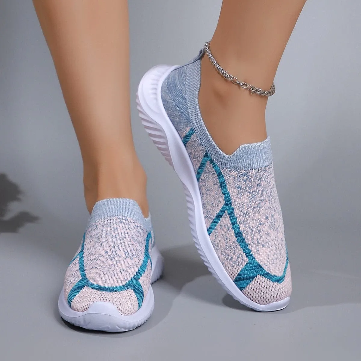 Breathable Mesh Round Toe Sneakers