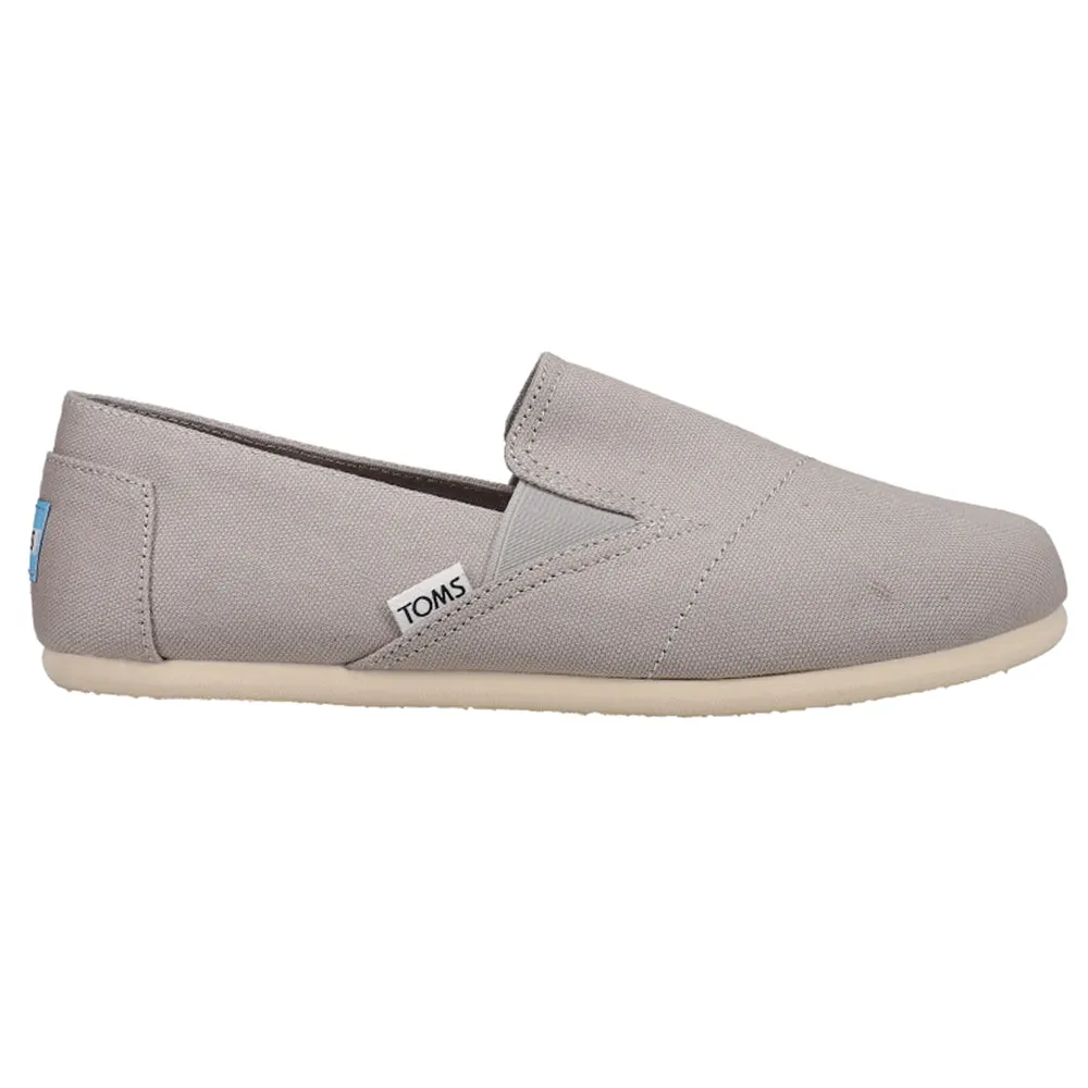 Redondo Slip On Flats